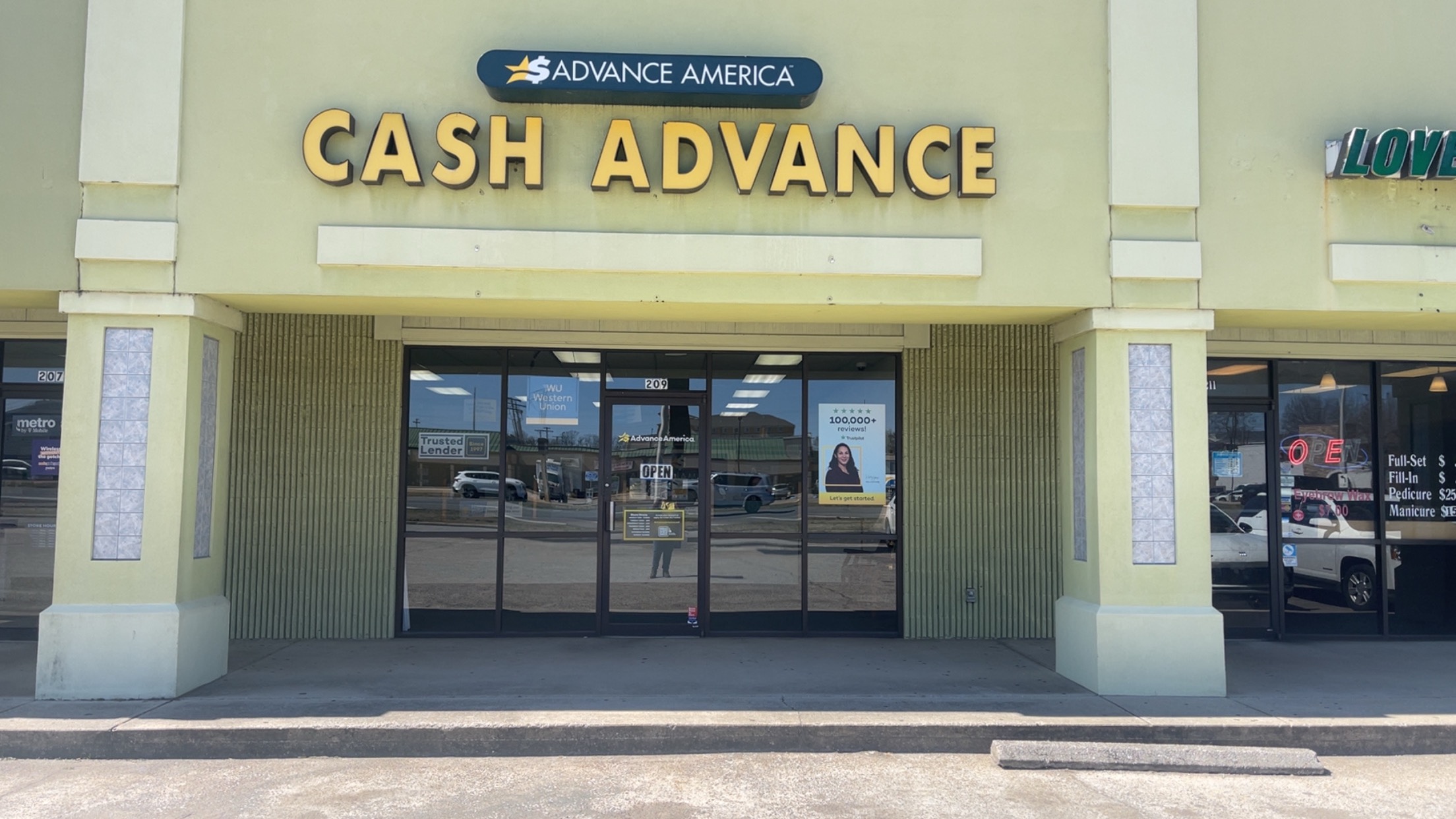 Advance America 209 Cox Creek Pkwy., Florence, AL Store