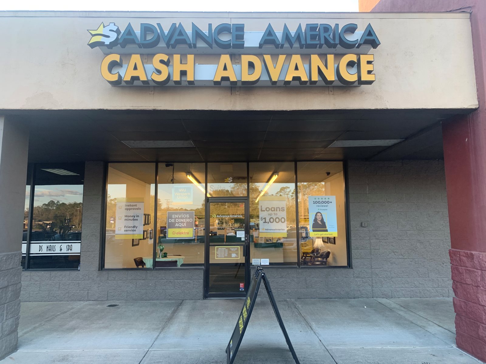 Advance America 1371 S. Walnut St., Ste. 1000, Starke, FL Store