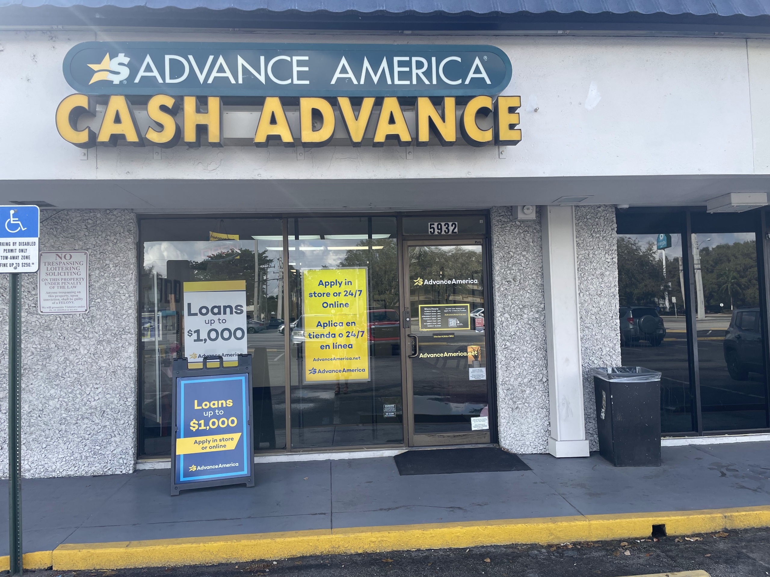 Advance America 5932 Okeechobee Blvd., West Palm Beach, FL Store