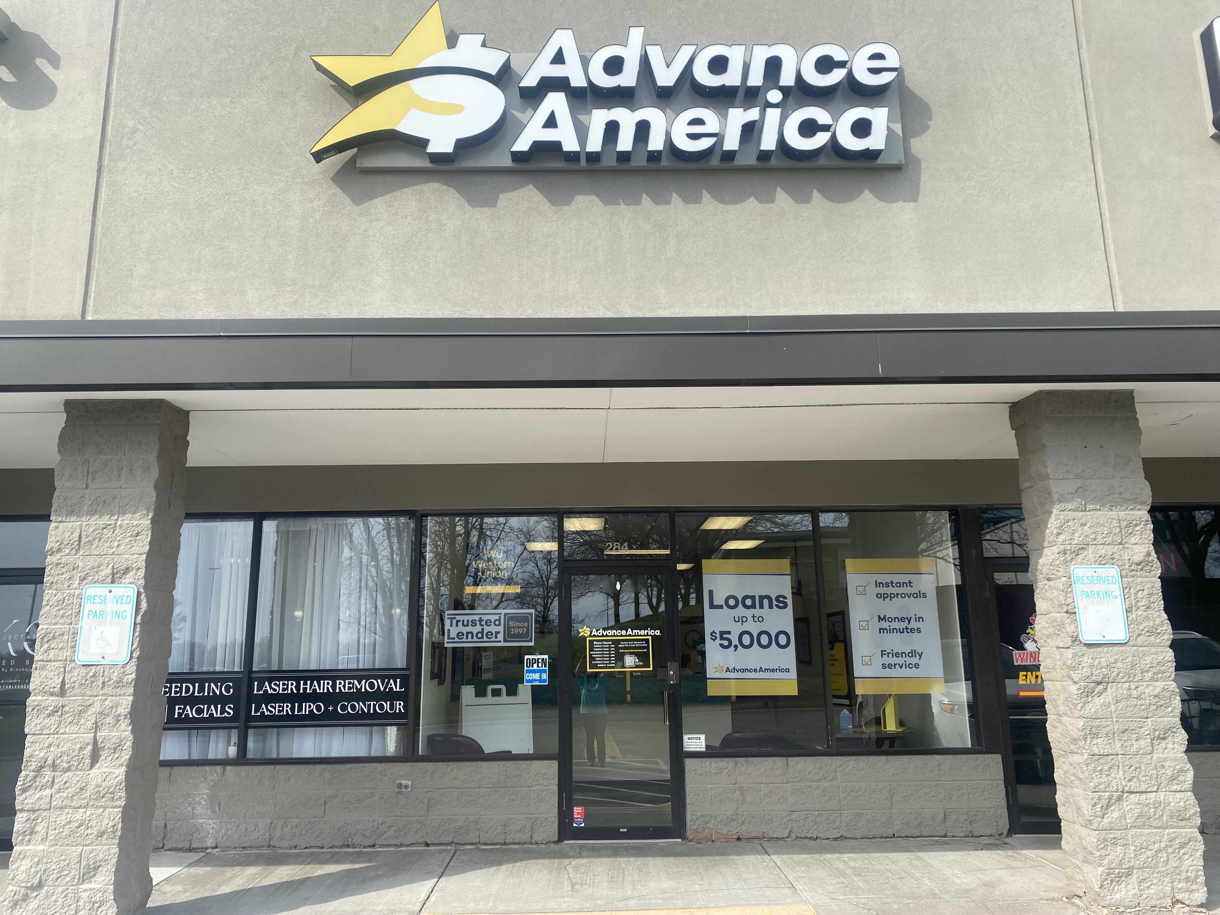 Advance America 284 SW Blue Pkwy., Lees Summit, MO Store