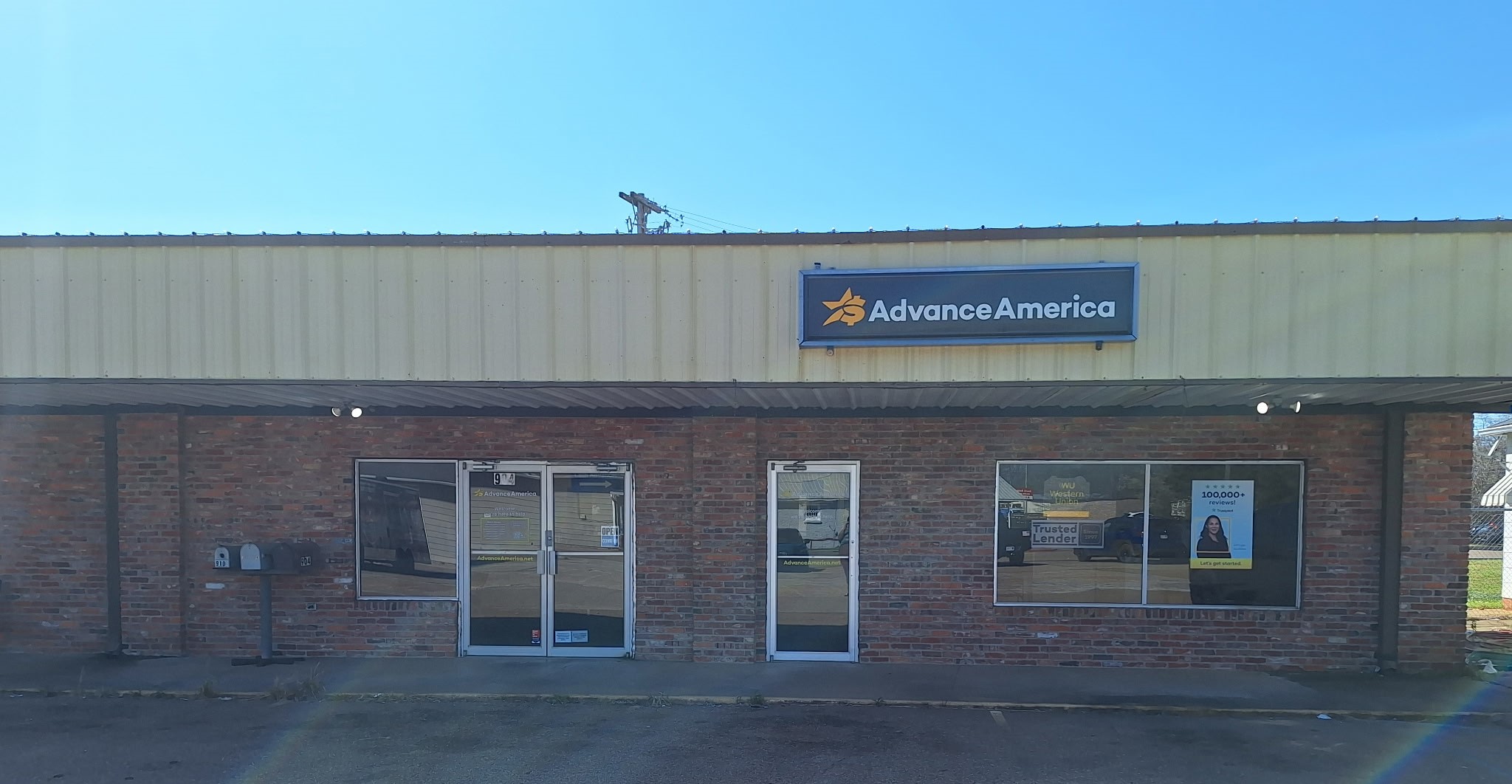 Advance America 904 E. Peace Street, Canton, MS Store