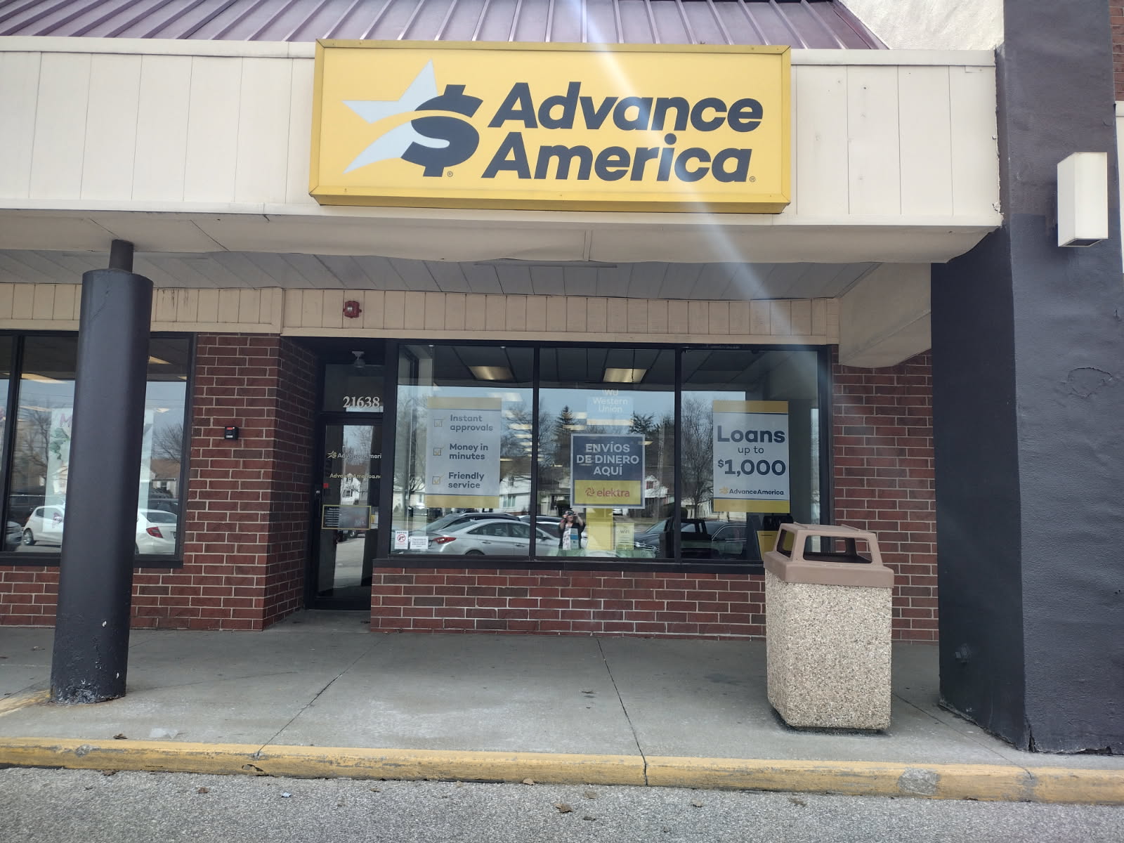 Advance America 21638 Libby Rd., Unit #432, Maple Heights, OH Store