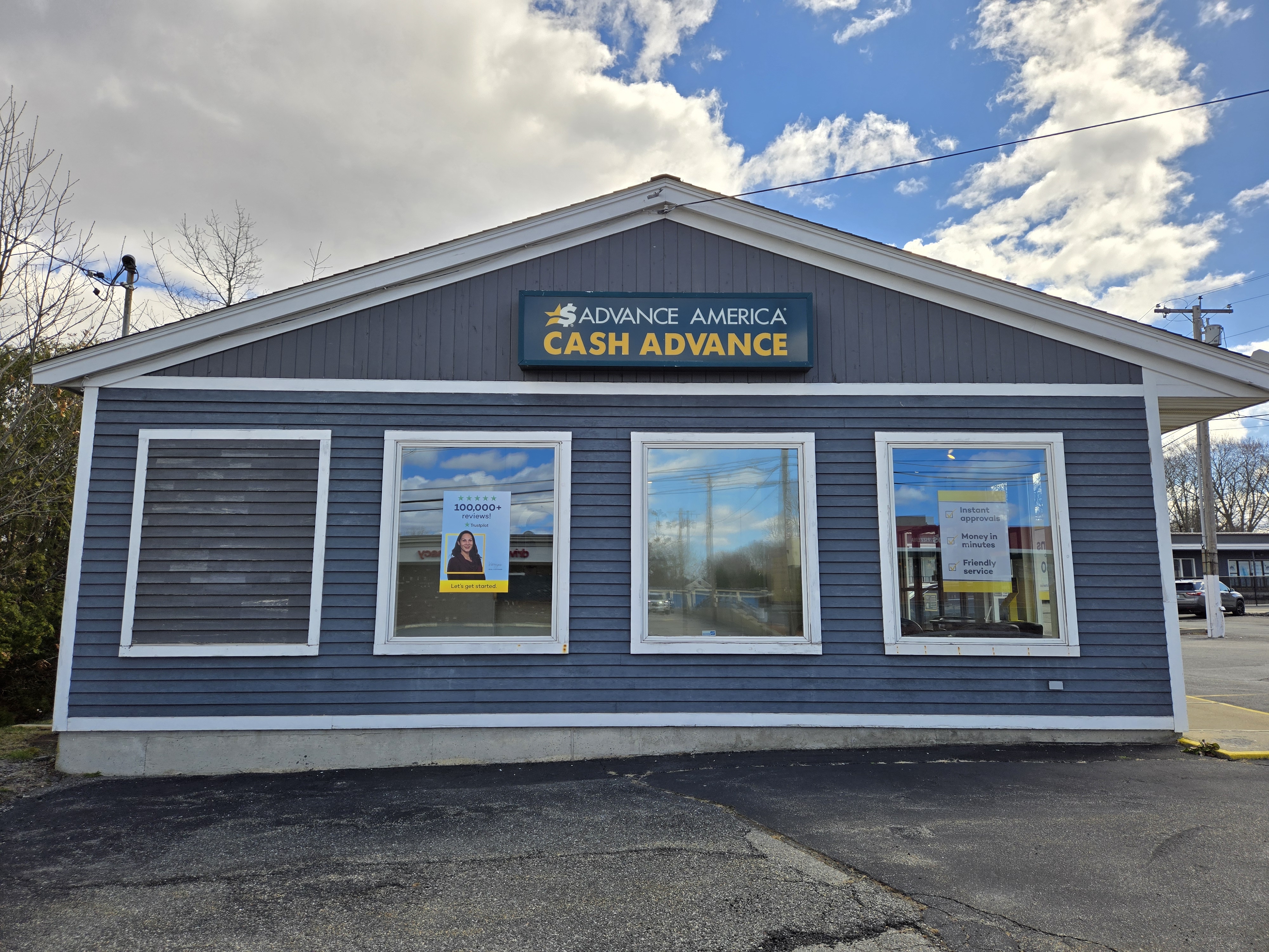 Advance America 628 Metacom Ave, Unit 14, Warren, RI Store