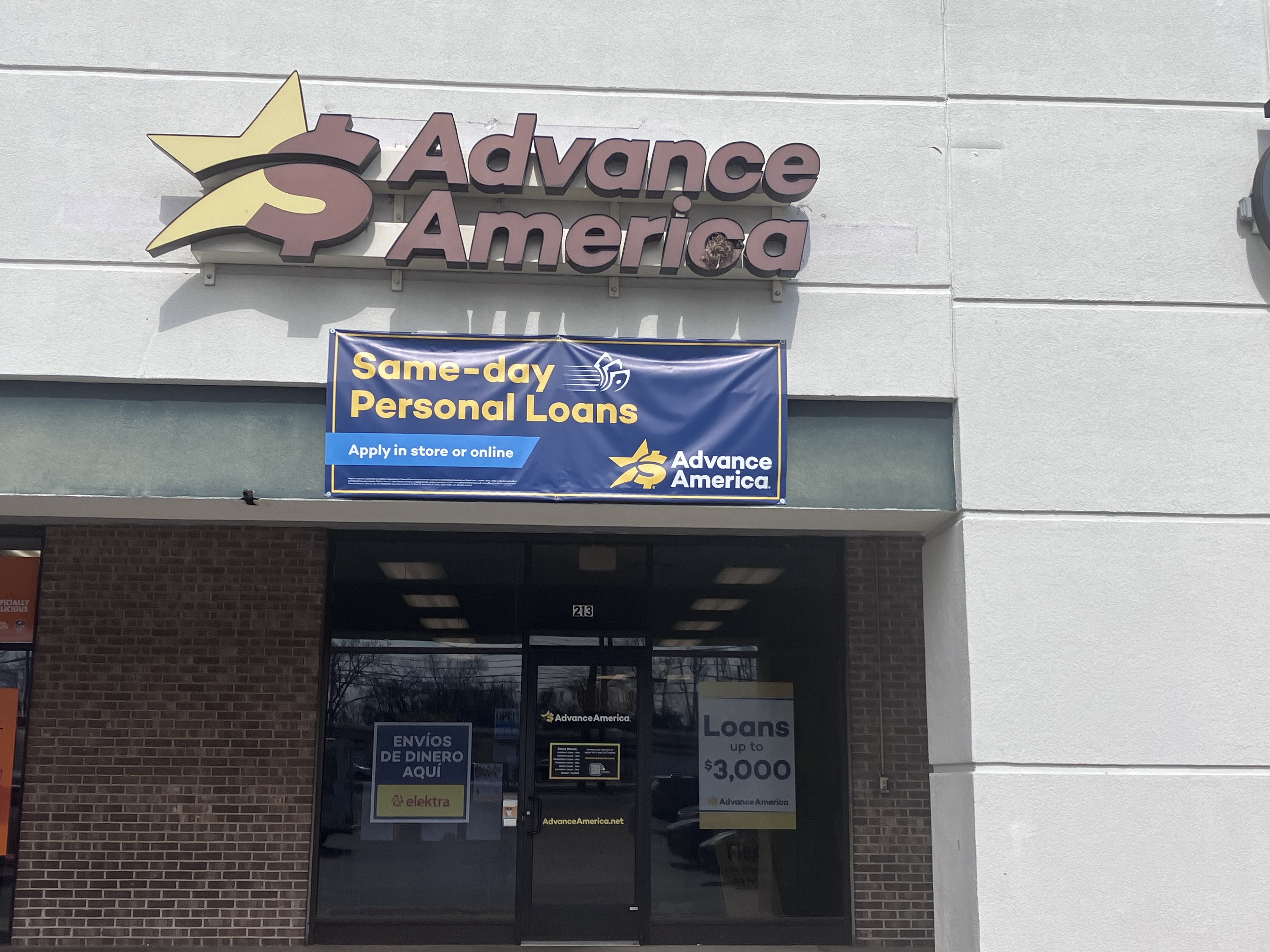 Advance America 213 S. Lowry St., Smyrna, TN Store