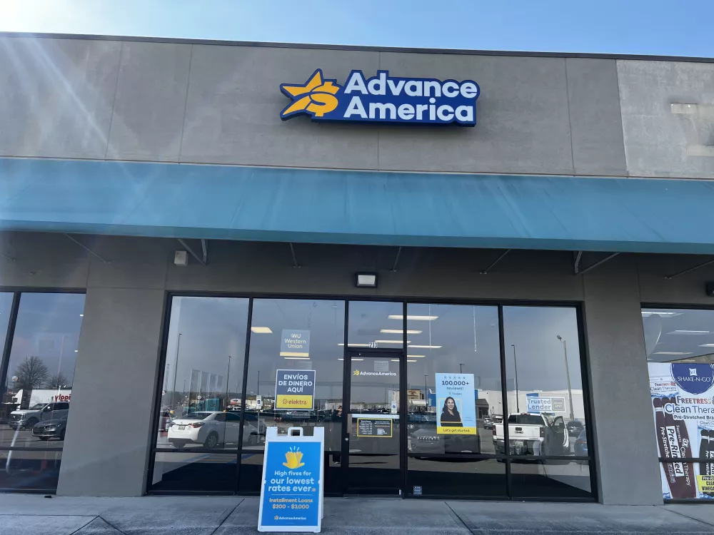 Advance America 233 Supercenter Dr., Calera, AL Store