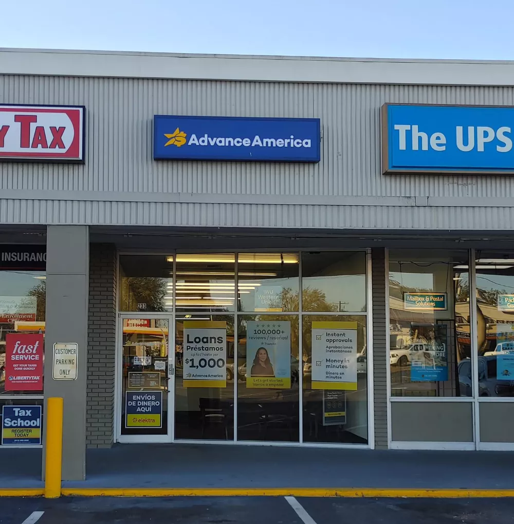 Advance America 233 W. Brandon Blvd., Brandon, FL Store