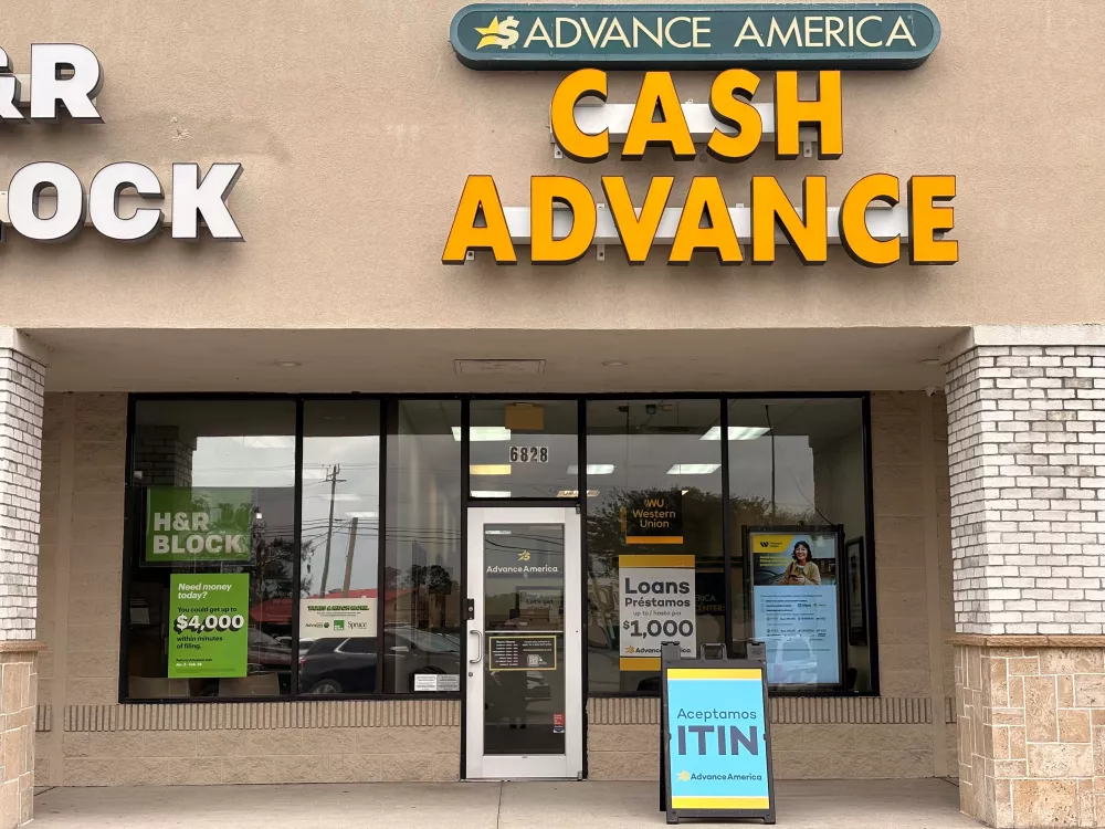Advance America 6828 Suwannee Plaza Ln., Live Oak, FL Store