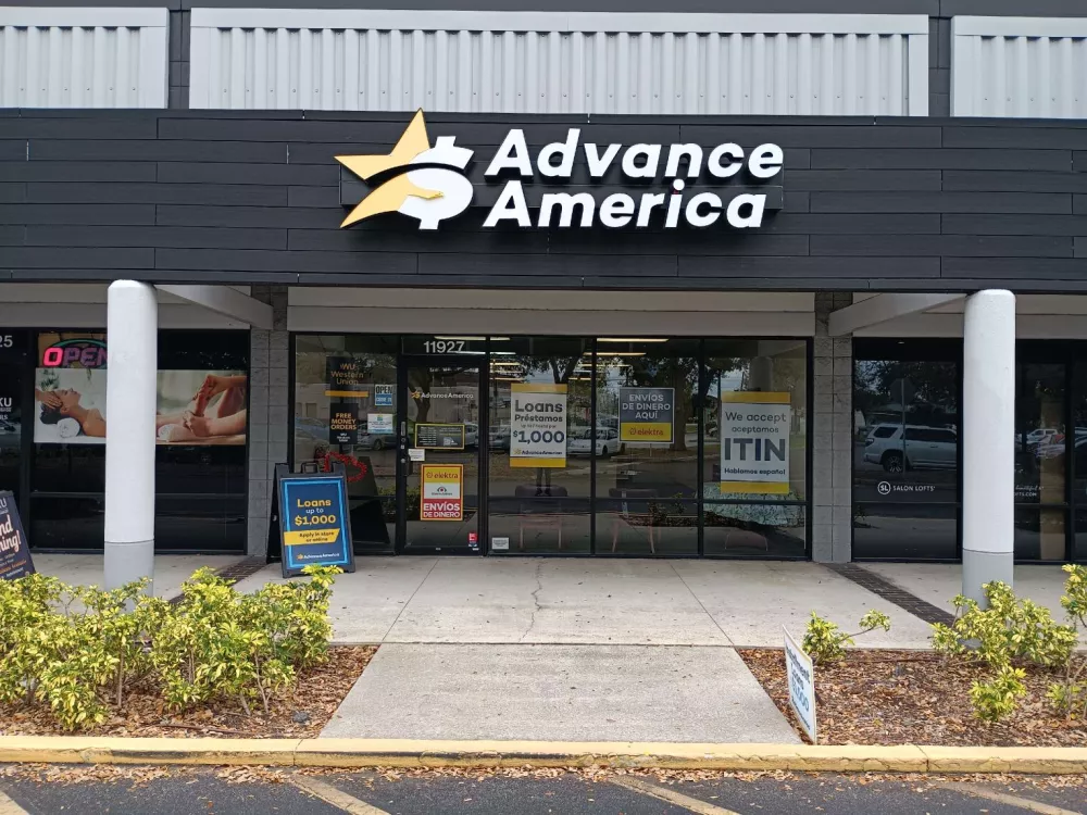 Advance America 11927 E. Colonial Drive, Orlando, FL Store