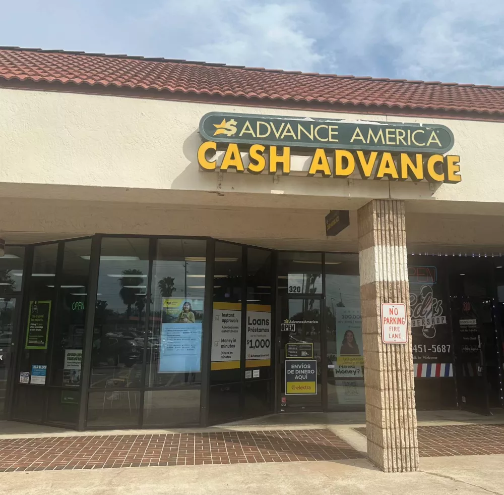 Advance America 320 Sebring Square, Sebring, FL Store