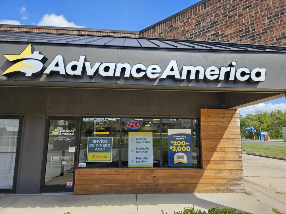 Advance America 3015 S. 4th St., Leavenworth, KS Store