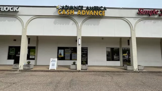 Advance America 3045 Government Street, Baton Rouge, LA Store