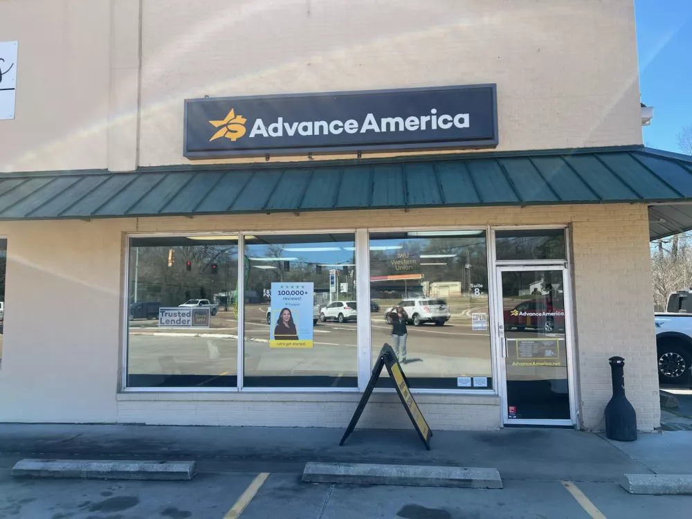 Advance America 500 John R. Junkin Dr, Ste. 8, Natchez, MS Store