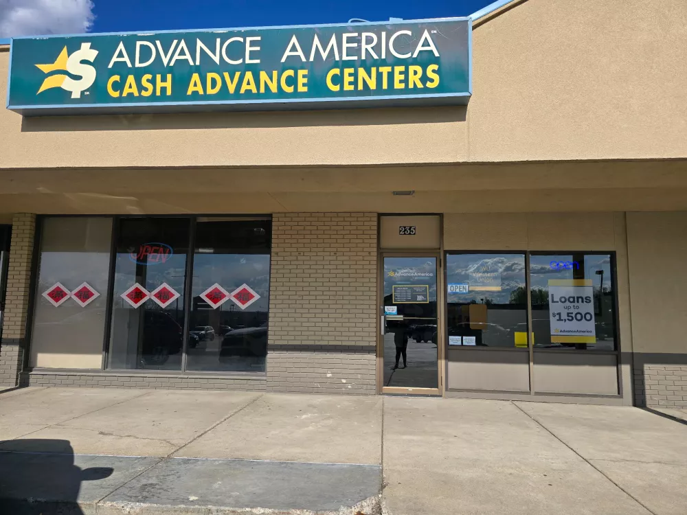 Advance America 235 S. Montana, Casper, WY Store