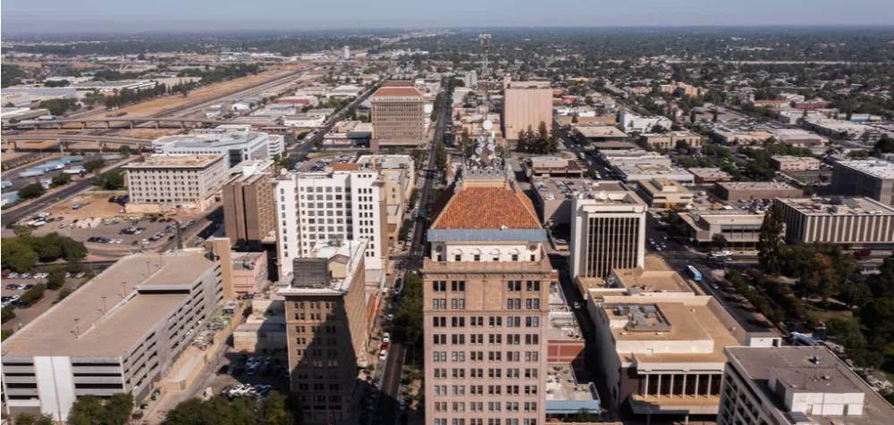 Advance America in Fresno, California